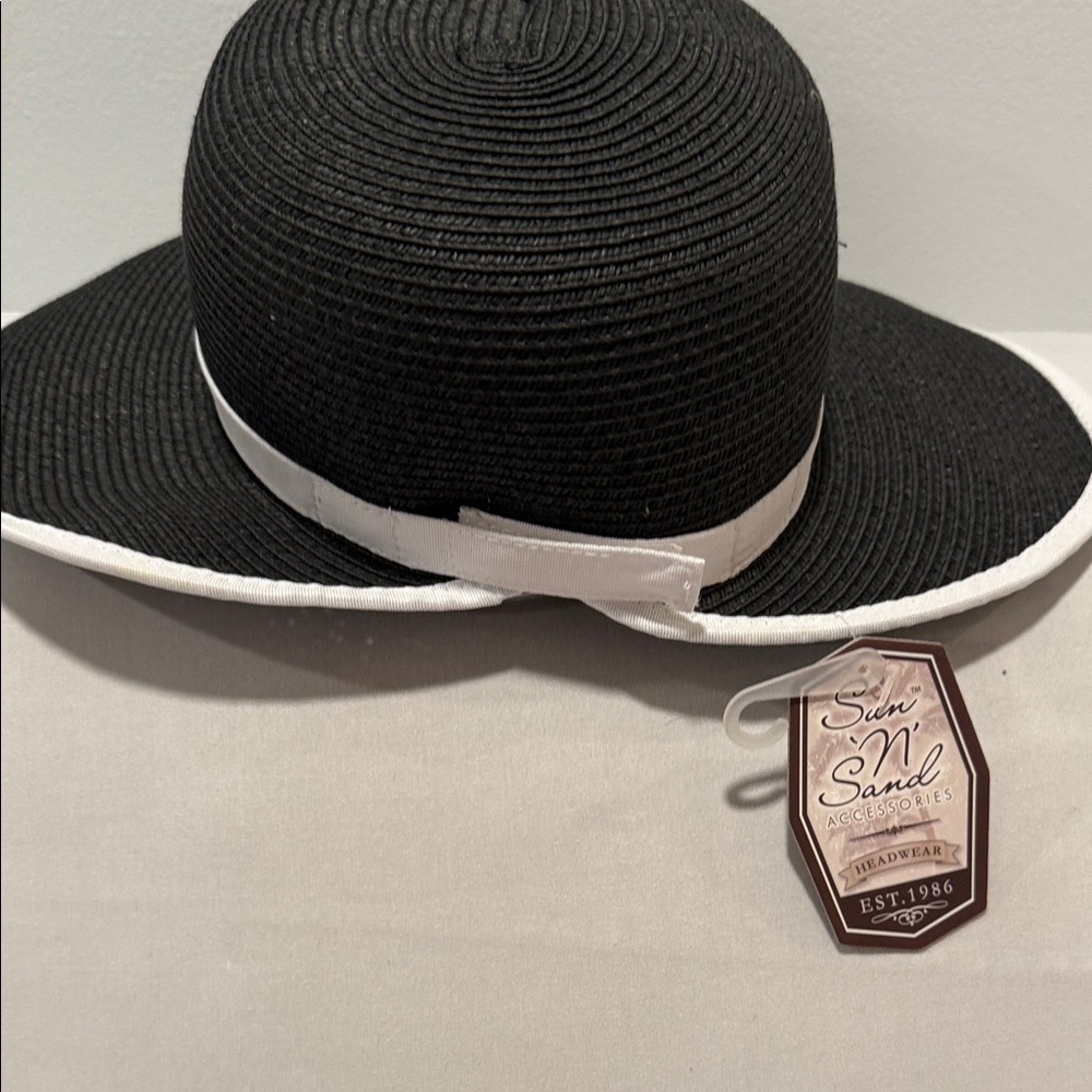 Black and White Women's Hat